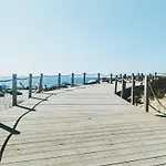 Silver Coast Heights H *