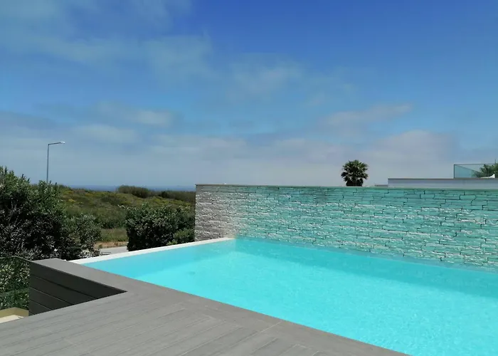 Silver Coast Heights H Willa *